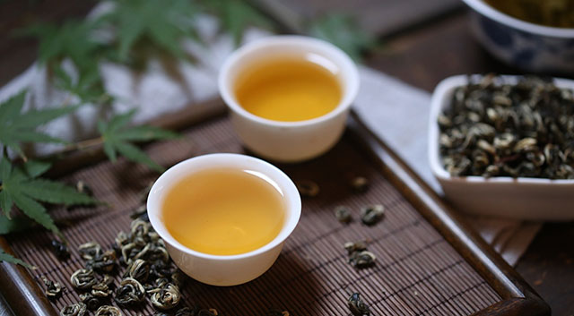 哪些茶对胃好？昇合茗茶推荐这六类茶！